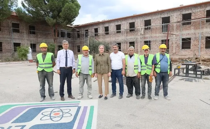 Nazilli’de iki okulda deprem güçlendirmesi sürüyor
