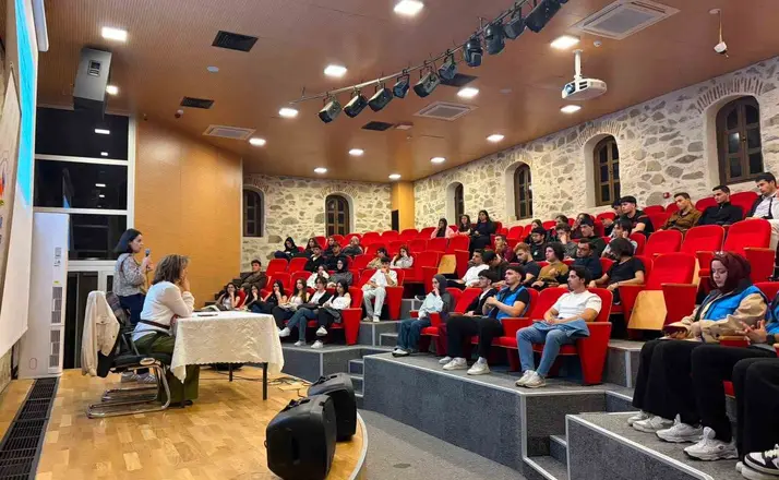 Öğrenci yurdunda Kur’an-ı Kerim eğitimi sürüyor

