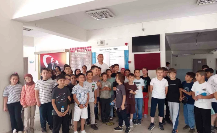 Öğrenciler yaz Kur’an kursları bilgi yarışmasında ter döktü 