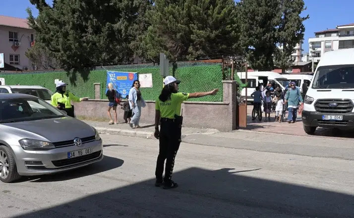Osmaniye’de okul çevrelerinde dron destekli güvenlik denetimi
