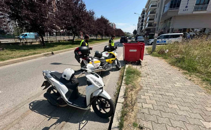 Otomobil ile motosiklet çarpıştı: 1 yaralı 