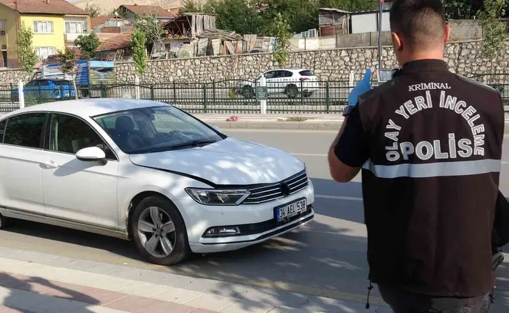 Otomobilin çarptığı yaşlı adam hayatını kaybetti
