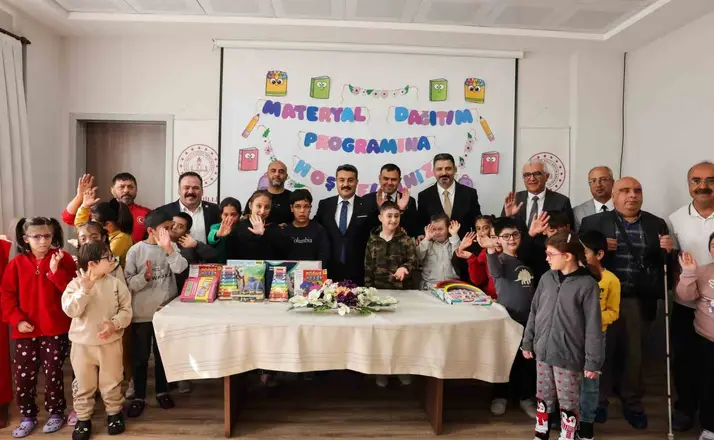 Özel ihtiyaçlı öğrencilere eğitici oyuncak desteği
