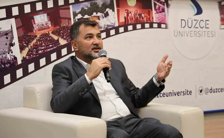 Öztürk "Sadece diploma yeterli değil"
