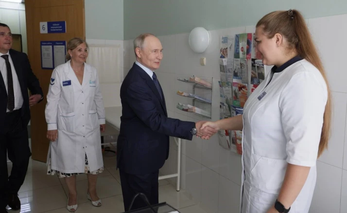 Putin’den Japonya’nın hak iddia ettiği Kuril adalarına ilk ziyaret