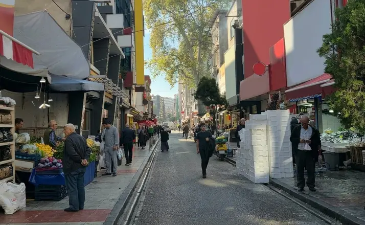 Samsun’da kaldırımlar için çağrı: "Kaldırımlar yayaların olmalı"
