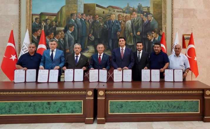 Şehitkamil’e 2 yeni tesis için imzalar atıldı 