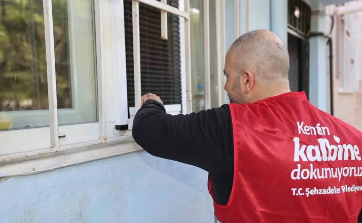 Şehzadeler Belediyesi’nden haftanın 5 günü sıcak yemek
