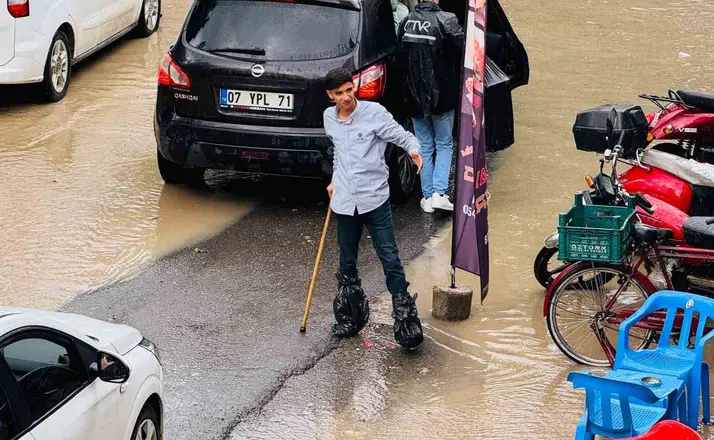 Şırnak’ta sağanak nedeni ile hayat durdu
