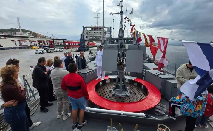 TCG Edincik Erdek’te halkın ziyaretine açıldı
