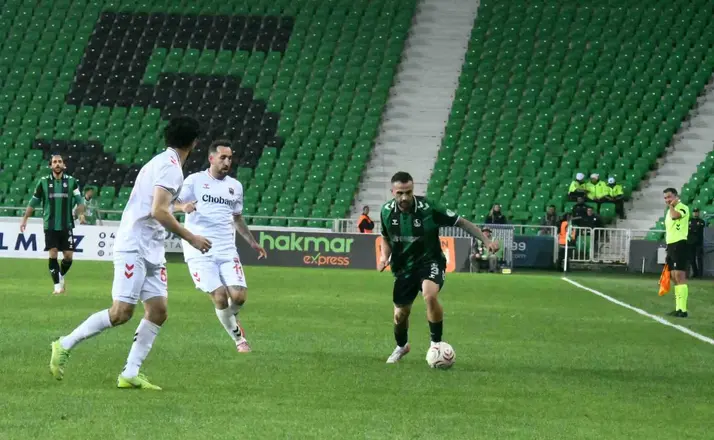 TFF 2. Lig: Sakaryaspor: 1 - Erzincanspor: 3

