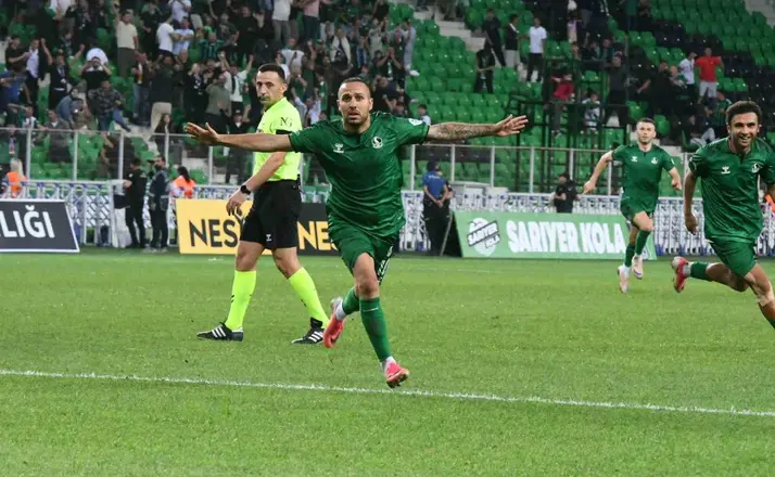 TFF 2. Lig: Sakaryaspor: 2 - Adana 01 Futbol Kulübü SK: 0
