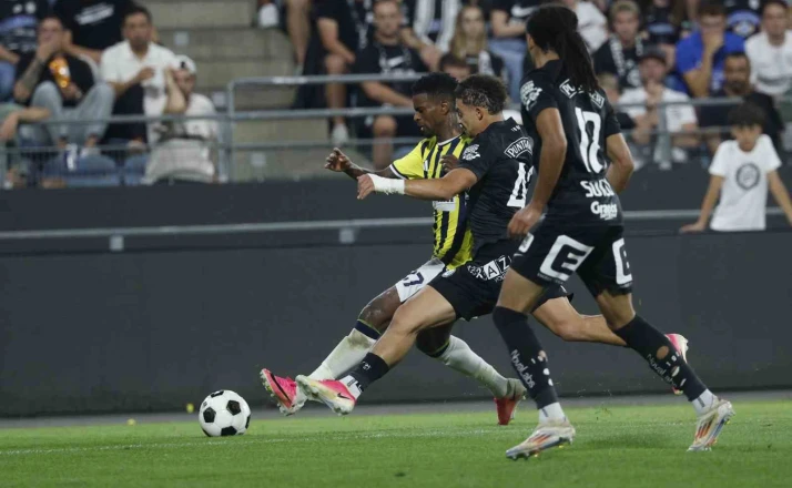 UEFA Şampiyonlar Ligi: Sturm Graz: 0 - Fenerbahçe: 0 (İlk yarı) 