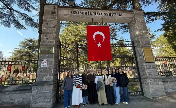 Üniversiteli gençlere şehir tanıtıldı
