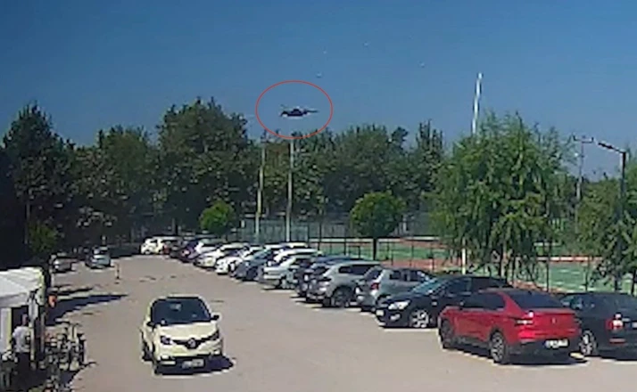Yalova’da kaza kırıma uğrayan uçağın düşme anı kamerada 