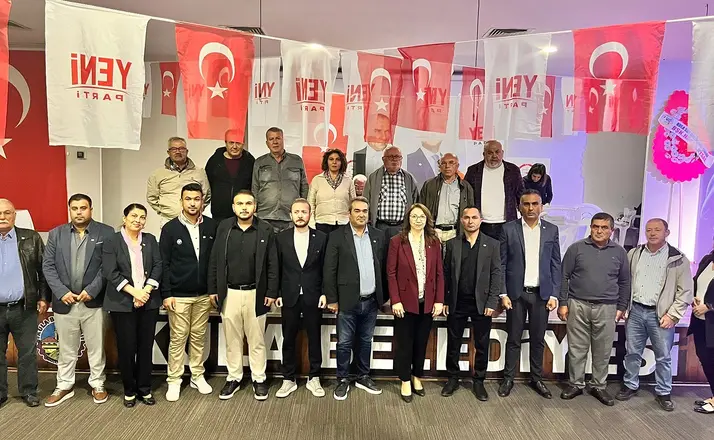 YENİ Parti Kula’da Esen Çınar yeniden başkan
