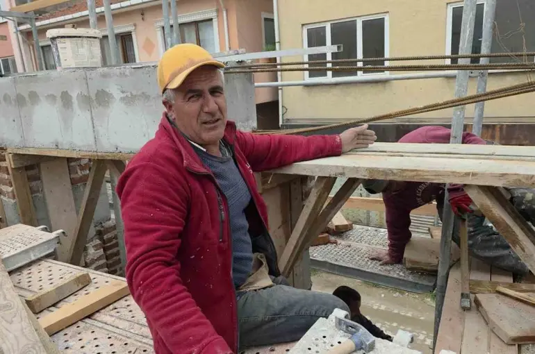 1 Mayıs’ta meydanlar doldu, yevmiyeli işçiler ise çalıştı
