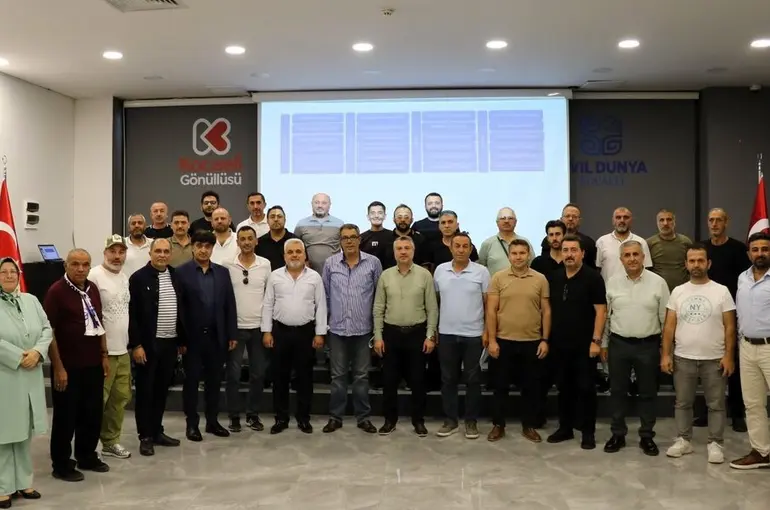 24 hemşehri derneği yeşil sahaya çıkacak
