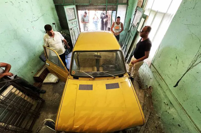 44 yıldır garajda korundu, 15 bin euroya satıldı
