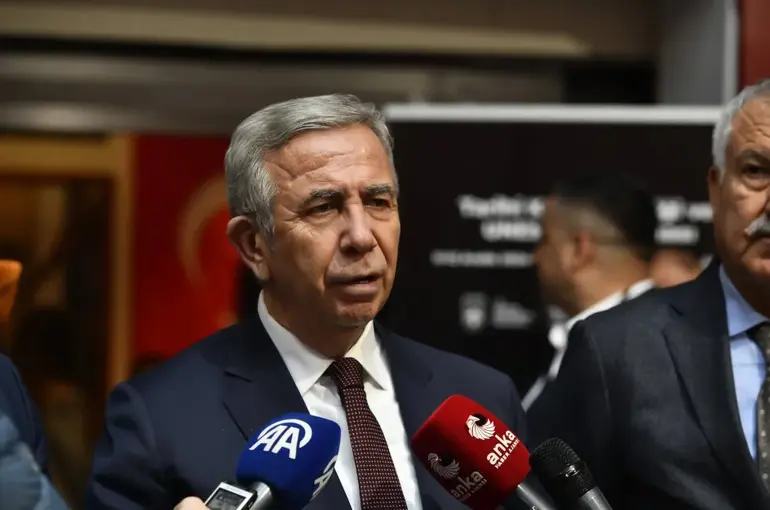 ABB Başkanı Mansur Yavaş, CHP’den istifa etti