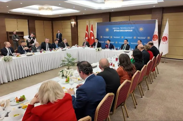 Adalet Bakanı Medya Temsilcileri İle İftarda Buluştu