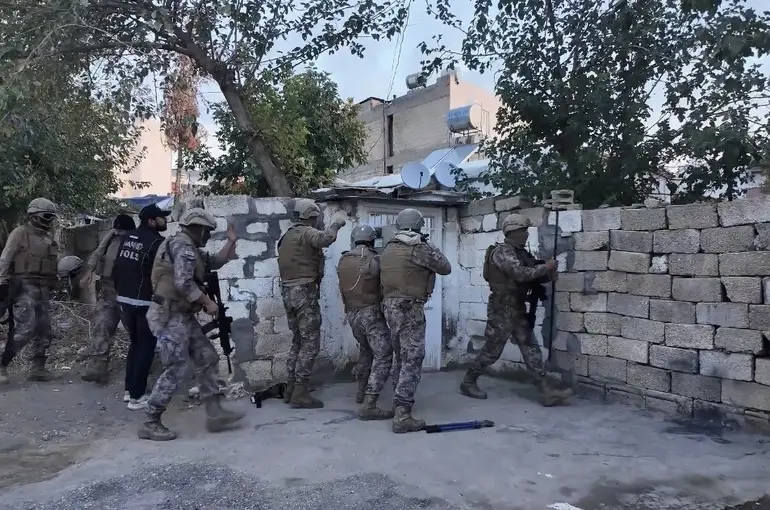 Adıyaman’da uyuşturucuya geçit yok: 257 şüpheliye işlem

