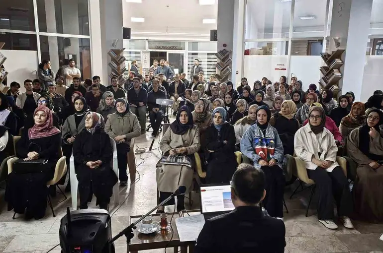 Afyonkarahisar’da "Dört Mâbed Bir Ümmet" programı düzenlendi

