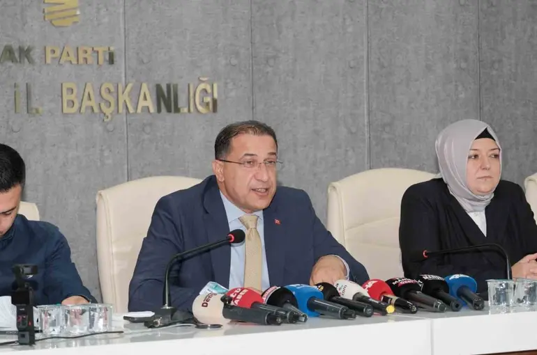 AK Parti Manisa’da 25. yılını değerlendirdi
