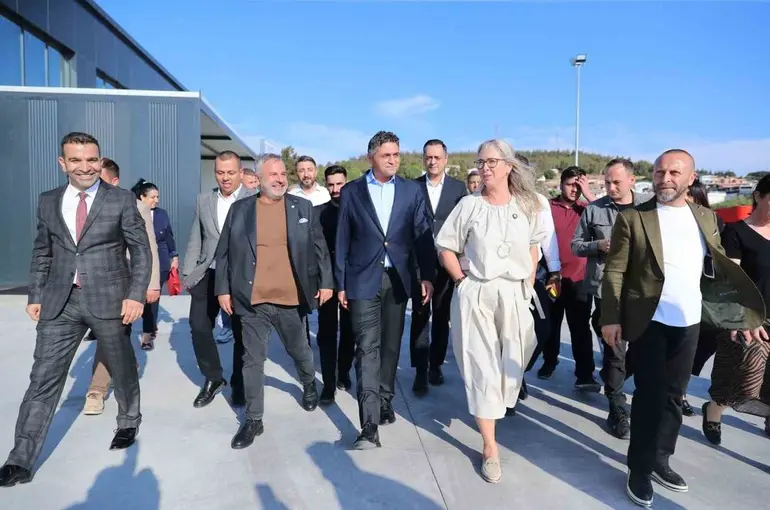 AK Partili Çankırı’dan İzmir Büyükşehire çağrı: "Yetkiyi verin ihmale son verelim"

