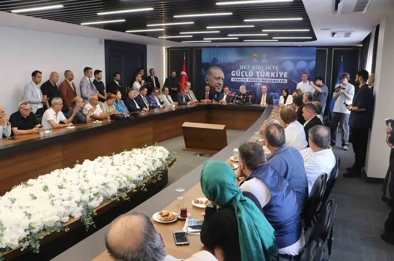 AK Partili heyetten, Türkiye Yüzyılı Buluşmaları
