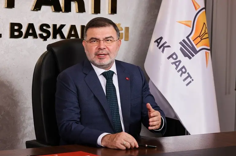AK Parti’li Saygılı’dan CHP’li Güç’e çöp ve körfez tepkisi
