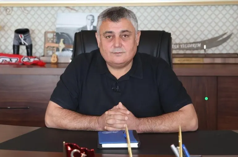 Aksu Belediye Başkanı İsa Yıldırım CHP’den istifa etti

