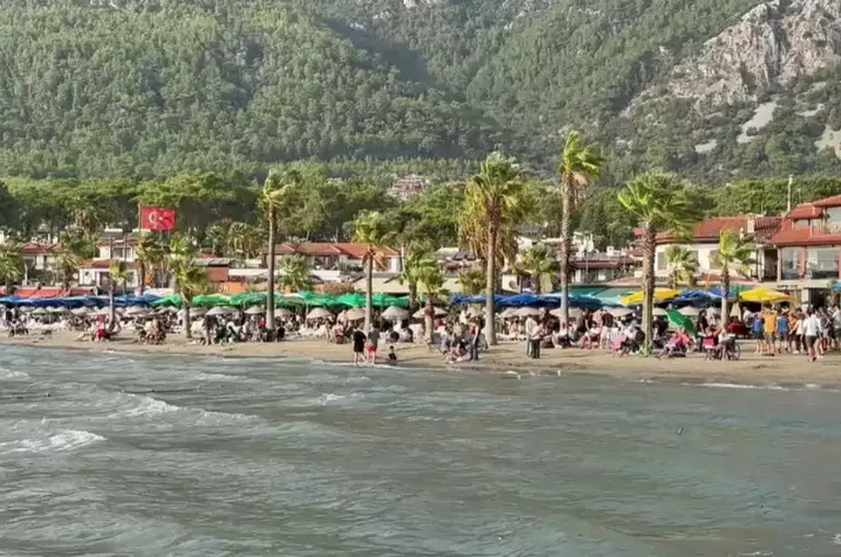 Akyaka’da yazdan kalma gün yoğunluğu
