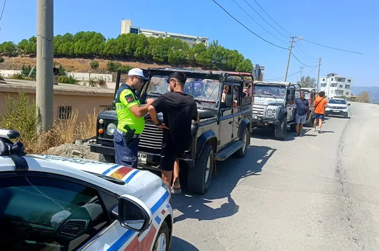 Alanya’da safari araçlarına denetim: 5 araca 233 bin TL ceza
