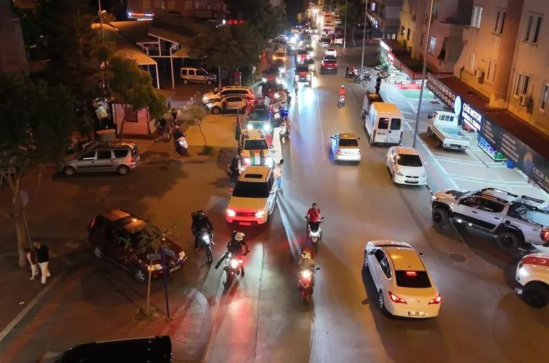 Alanya’da ‘Zulme off, Gazze’ye on’ konvoyu
