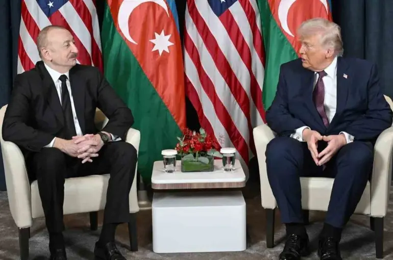 Aliyev, Trump ile bir araya geldi
