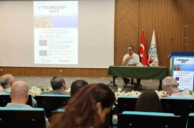 ALKÜ’de teknoloji günleri yapıldı
