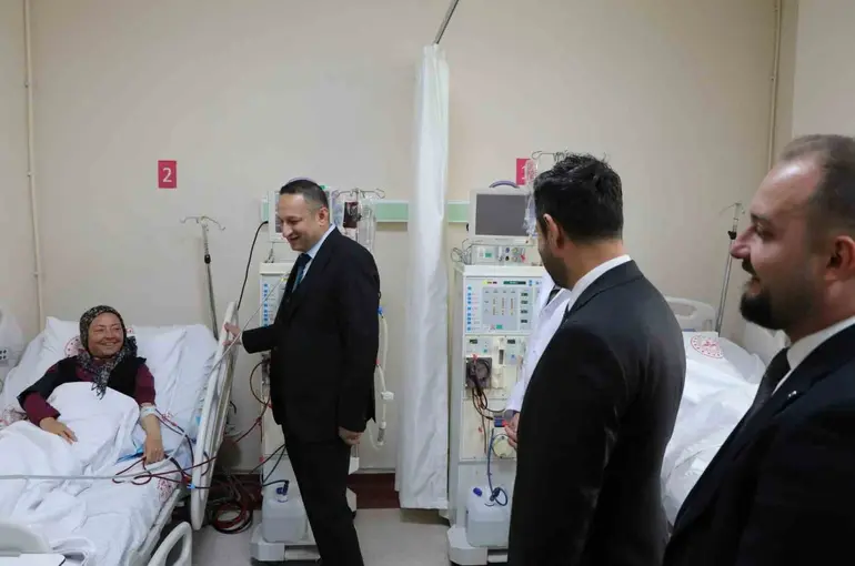Altıntaş Devlet Hastanesi’nde Diyaliz Ünitesi hizmete girdi
