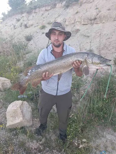 Amatör balıkçıdan 112 santimetrelik av
