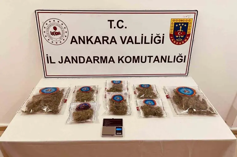Ankara’da jandarmadan narkotik operasyonu: 4 gözaltı
