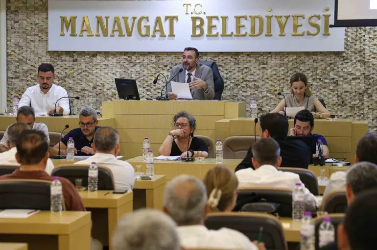 Antalya Büyükşehir Belediyesi ile iş birliği yapılması ve protokolü meclisten geçti
