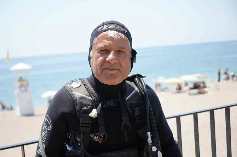 Antalya’da berraklaşmayan deniz suyunun sebebi karasal kirlilik
