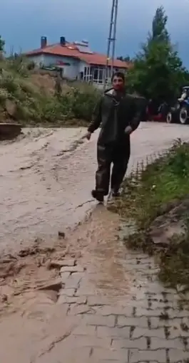 Aşırı yağış Develi’de sele dönüştü
