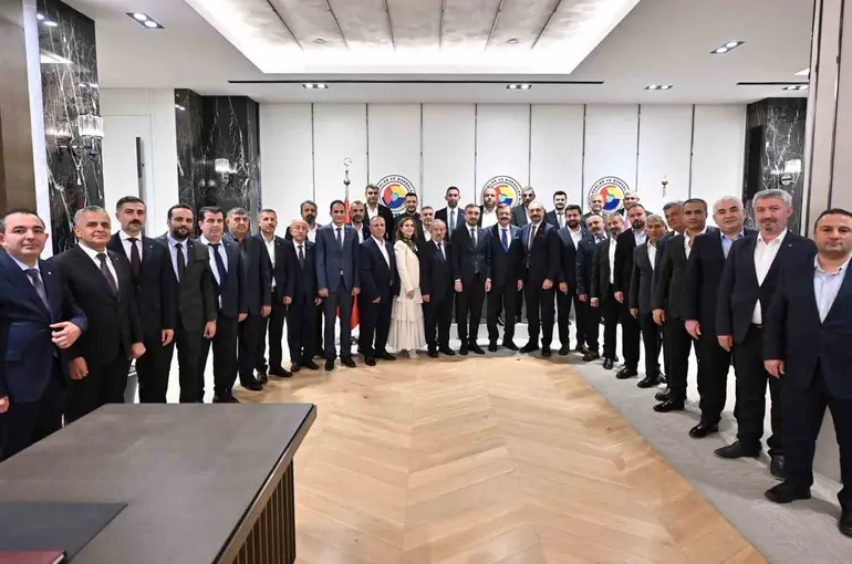 ATSO Heyeti Ankara’da temaslarda bulundu
