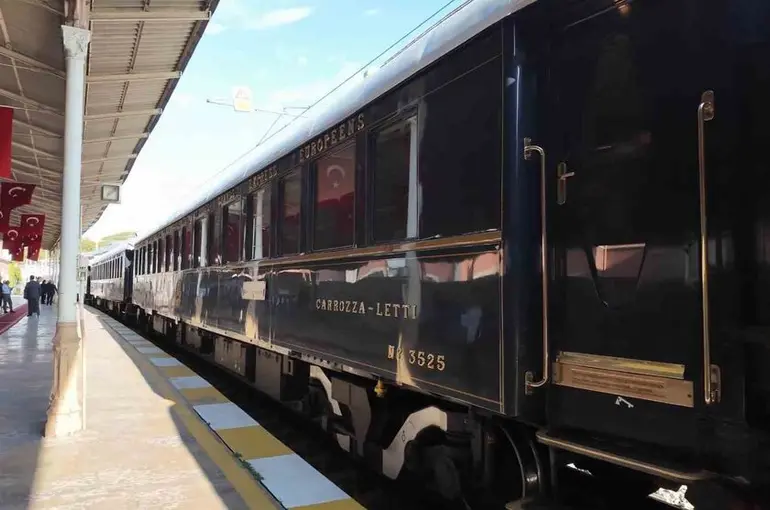 Avrupa’nın nostaljik treni rotasını yeniden Türkiye’ye çevirdi: Orient Ekspres 1 Ekim’de İstanbul’a ulaşacak
