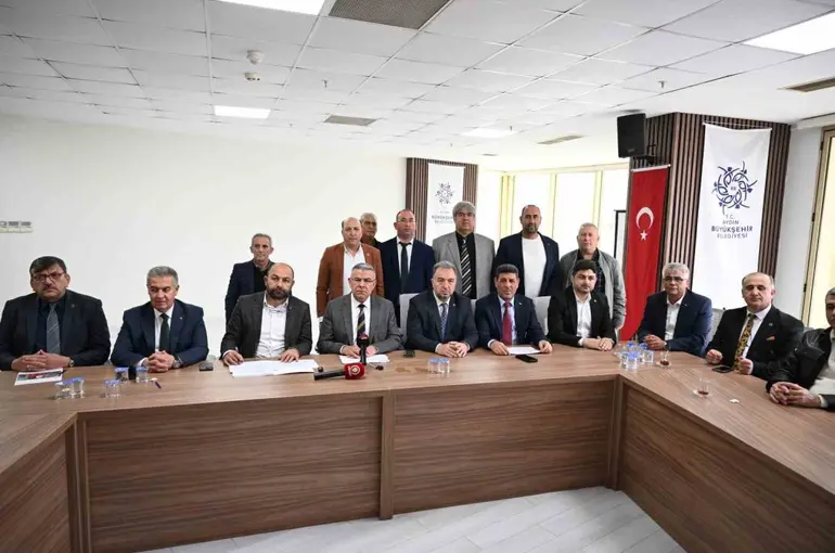 Aydın Büyükşehir’in 1,5 milyarlık yatırımına ret oyu veren CHP’ye AK Parti grubundan eleştiri
