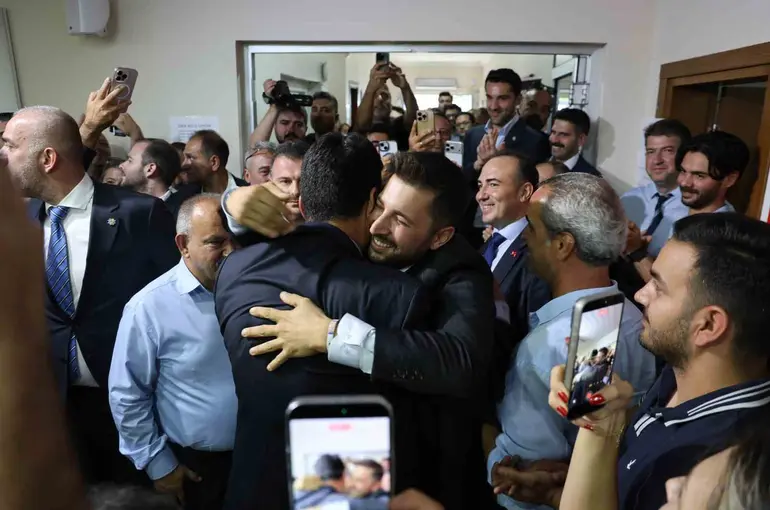 Aydın Sanayi Odası’nda Maraş ve ekibi güven tazeledi
