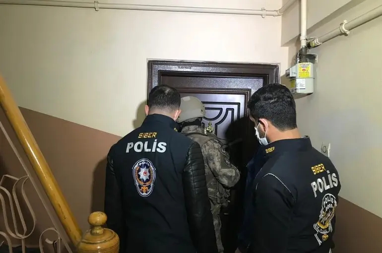 Aydın’da siber operasyon: 2 şüpheli tutuklandı

