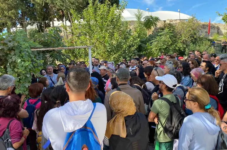 Aydın’da trekking sezonu Kadıkalesi’den başladı
