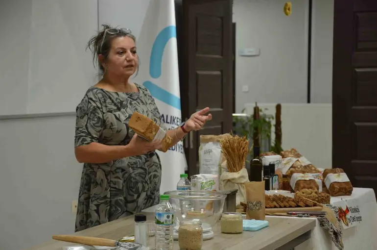 BAÇEM’de Ekşi Mayalı Ekmek Yapımı Atölyesi’ne Yoğun ilgi
